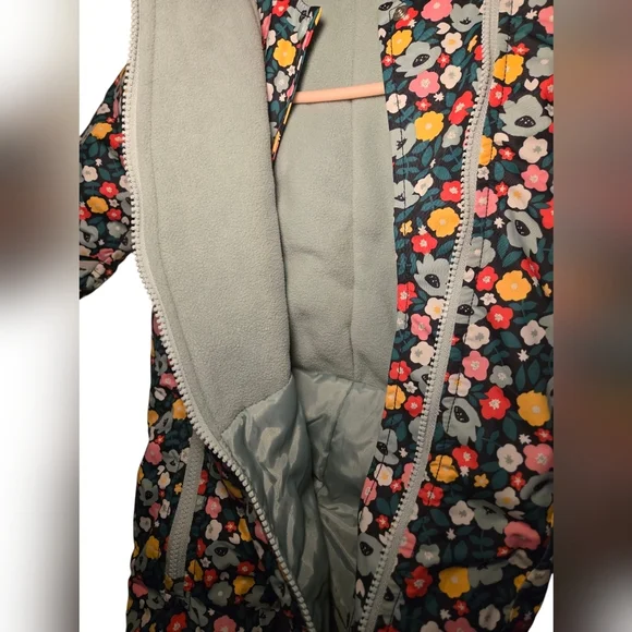Baby Boden Snowsuit Baby Girl Size 6-12 Months Floral Colorful - Picture 5 of 9